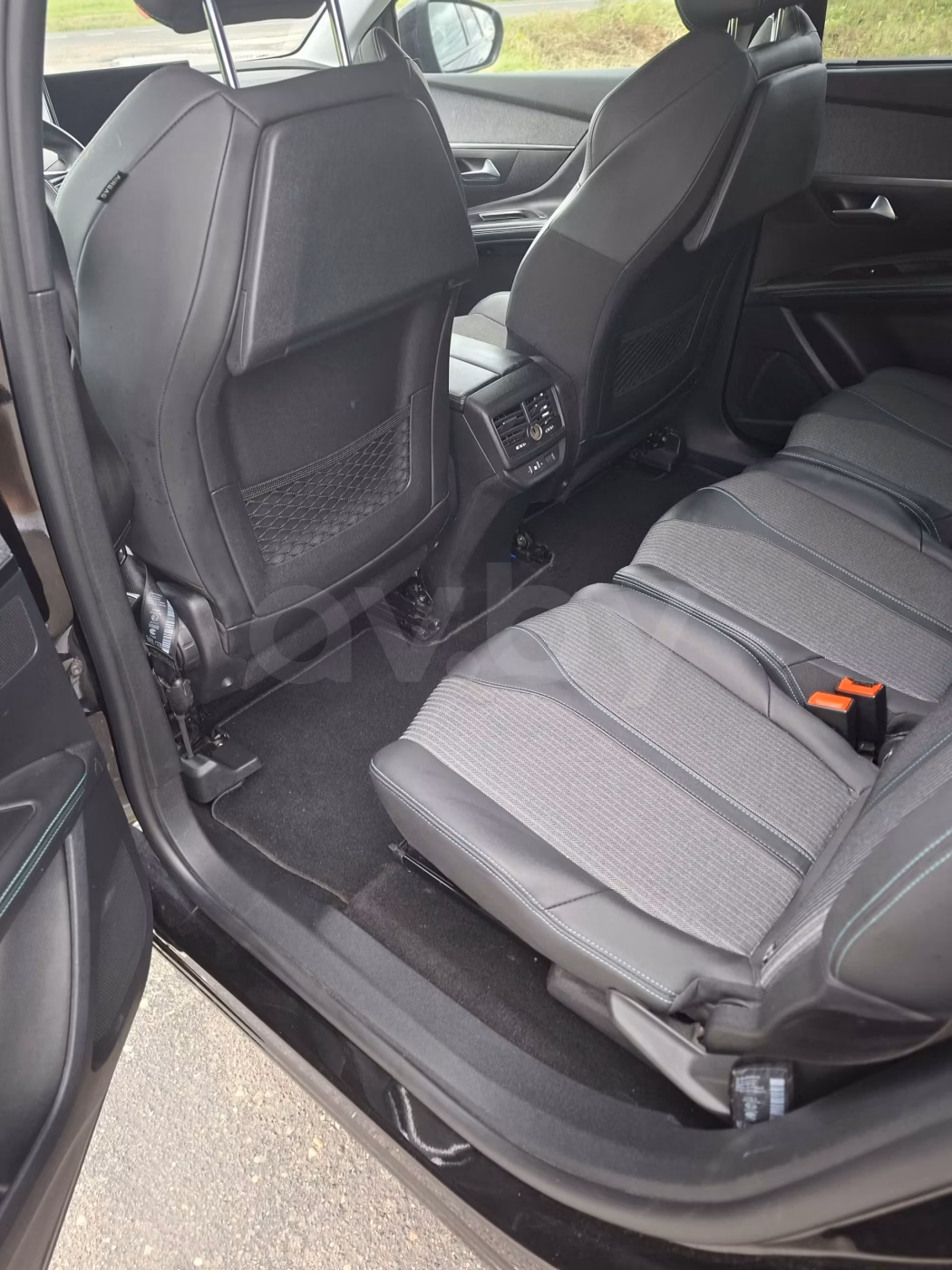 Peugeot 5008 фото 8