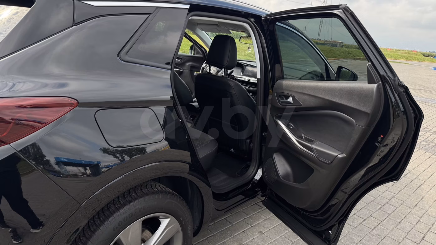 Opel Grandland X фото 14