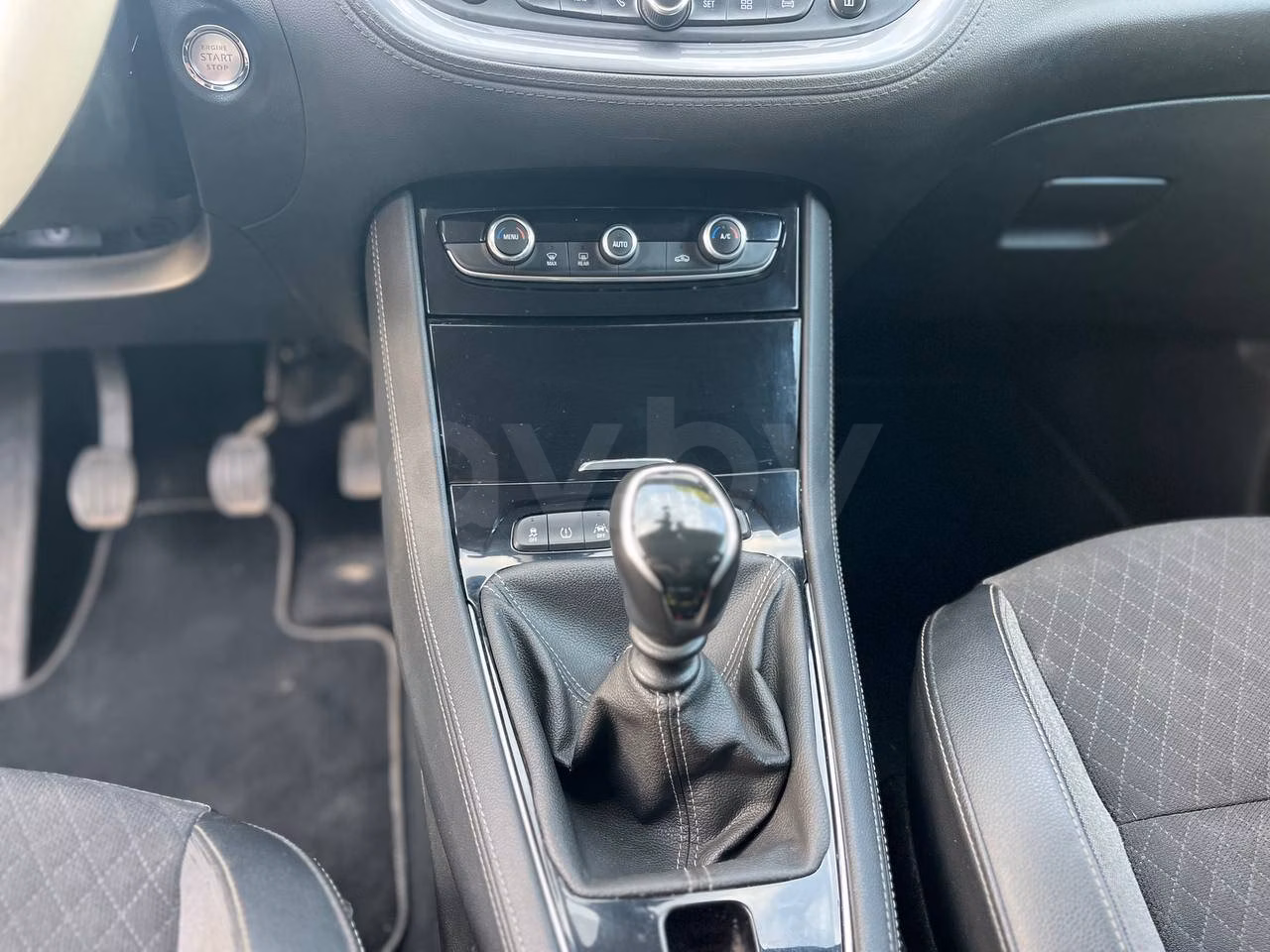 Opel Grandland X фото 11