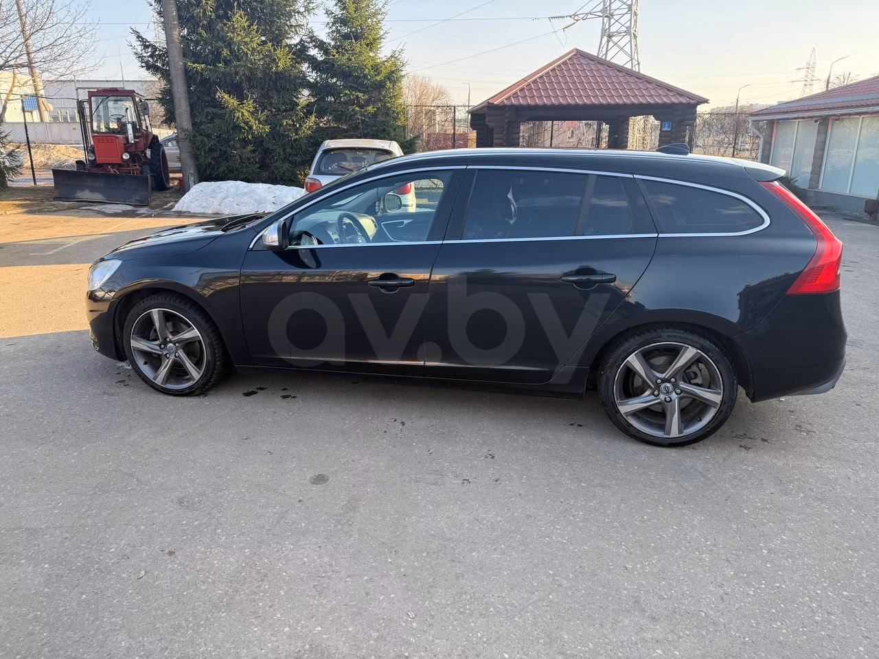 Volvo V60 фото 3