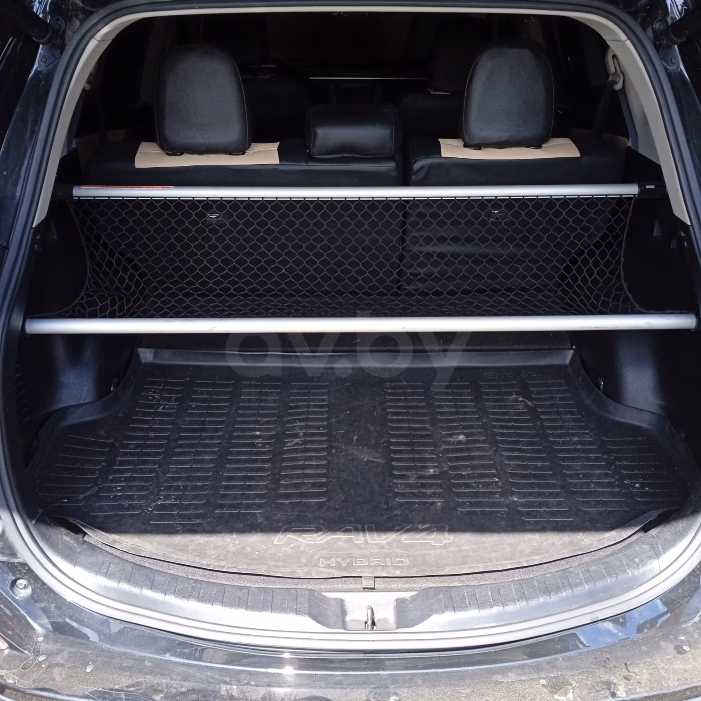 Toyota RAV4 фото 7