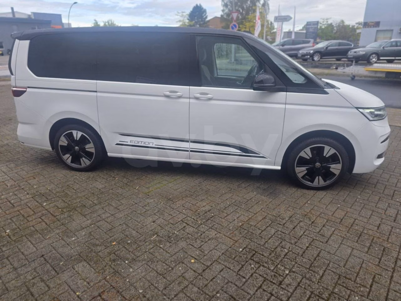 Volkswagen Multivan фото 5
