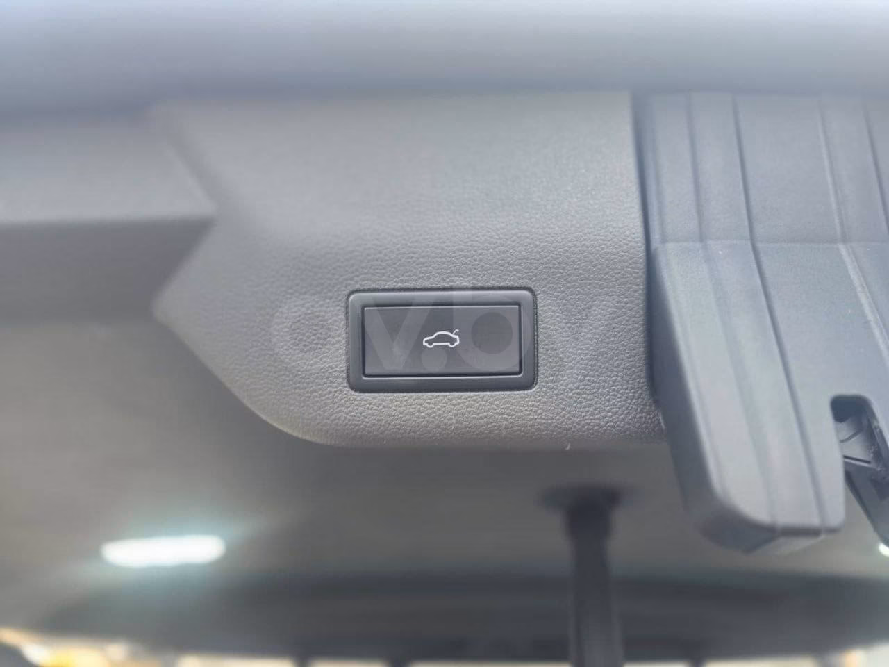 Volkswagen Multivan фото 16