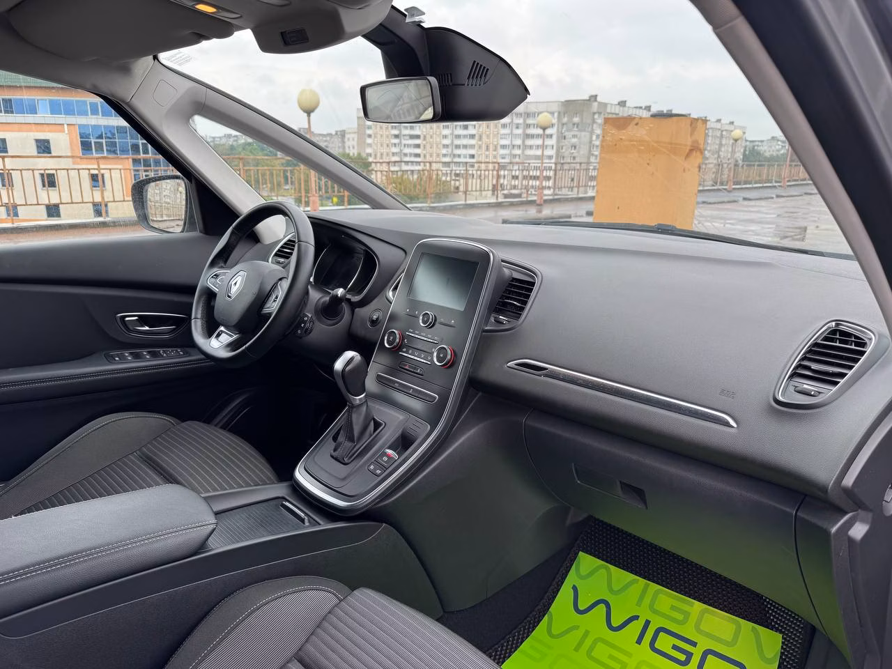 Renault Grand Scenic фото 9