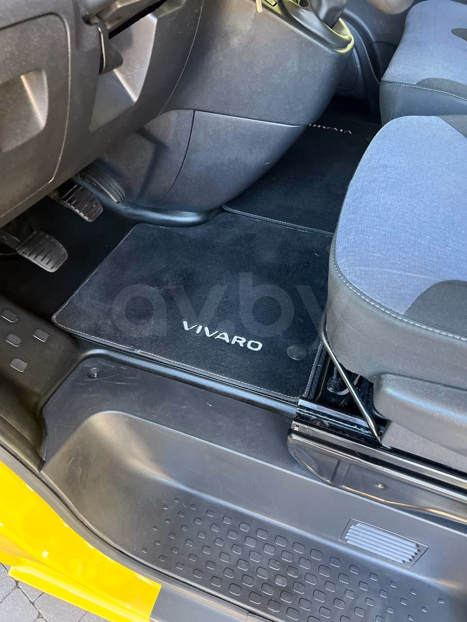 Opel Vivaro фото 8