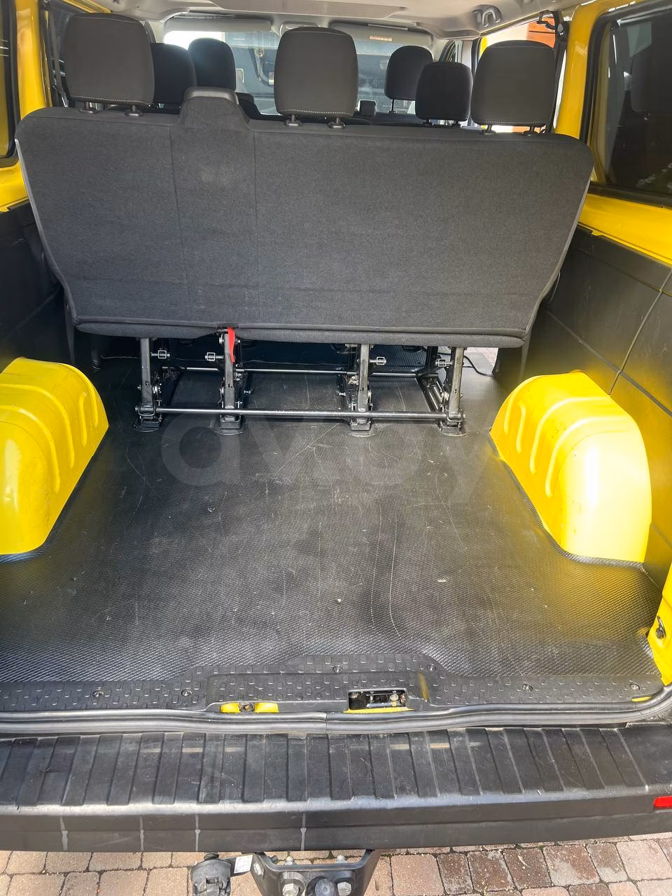 Opel Vivaro фото 22