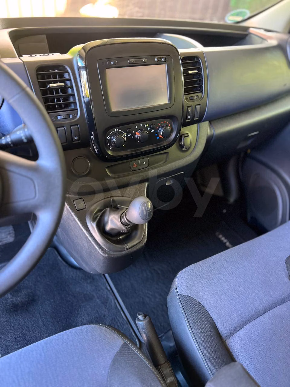 Opel Vivaro фото 13