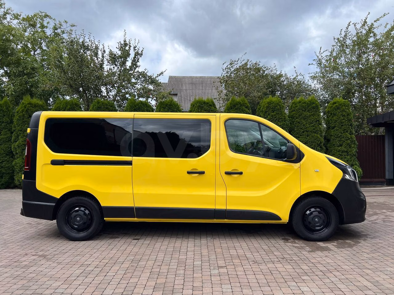 Opel Vivaro фото 3