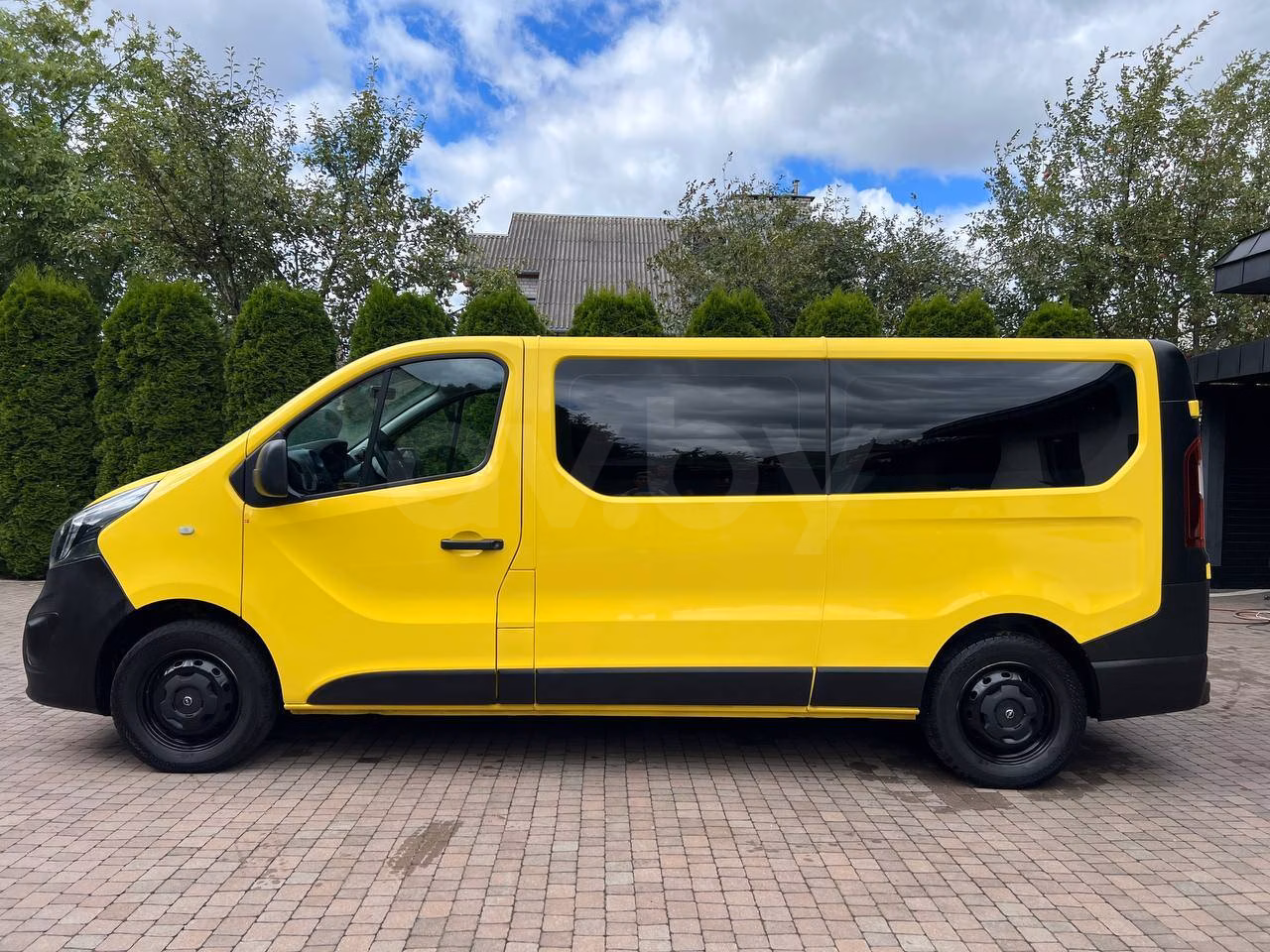 Opel Vivaro фото 2