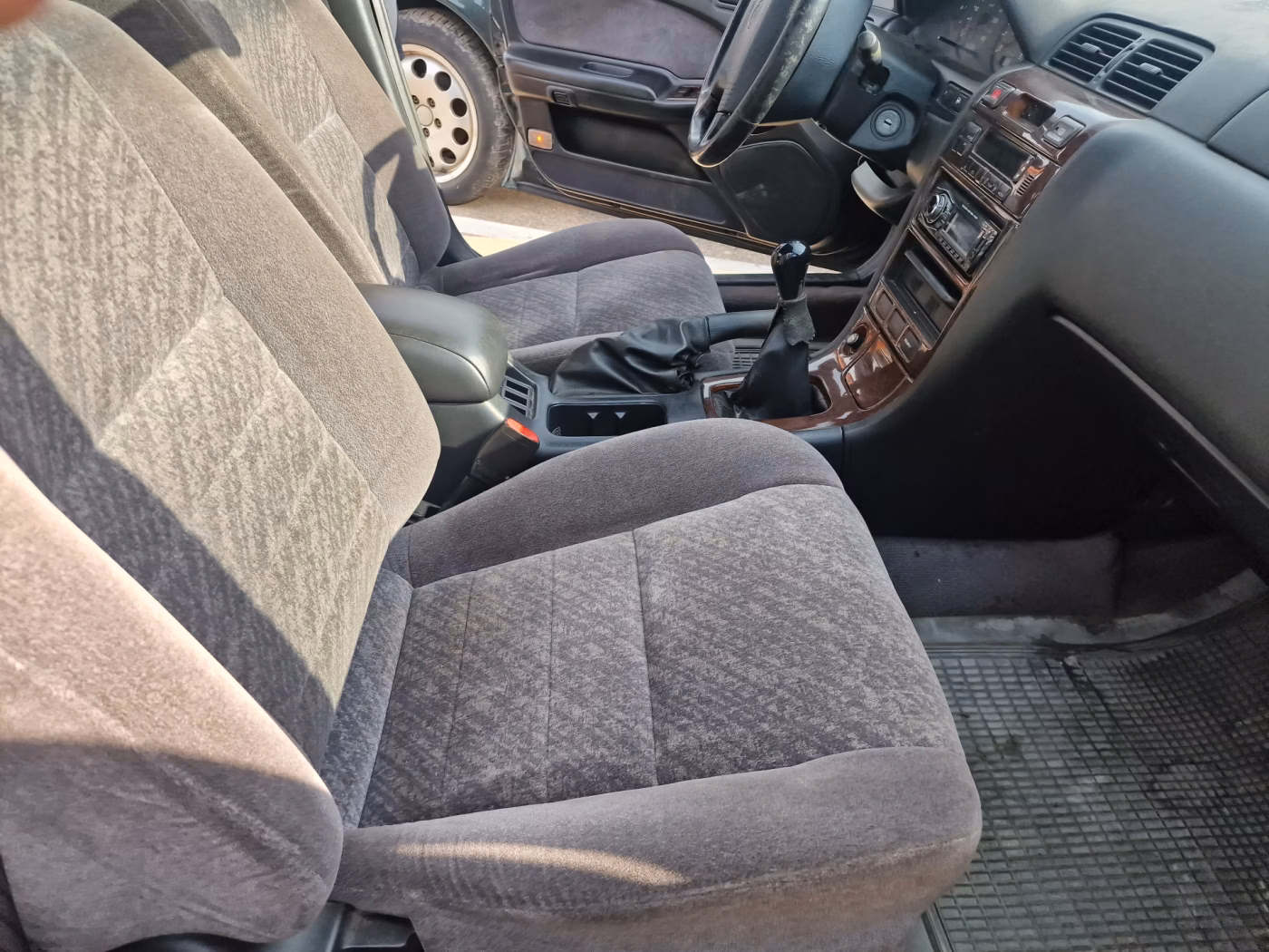 Peugeot 5008 фото 16