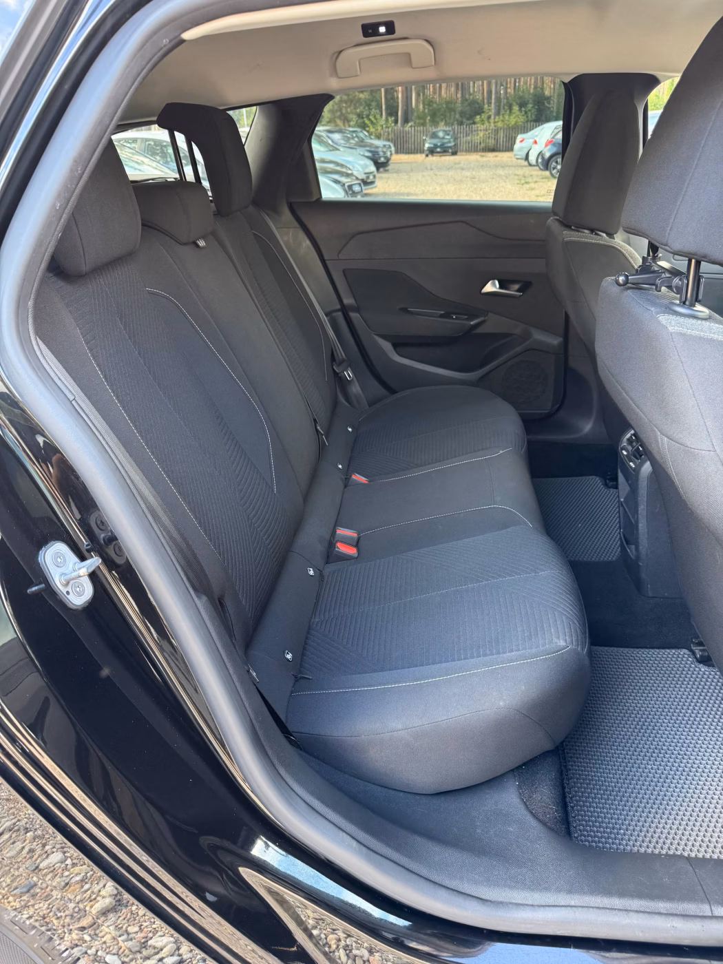 Peugeot 308 фото 12