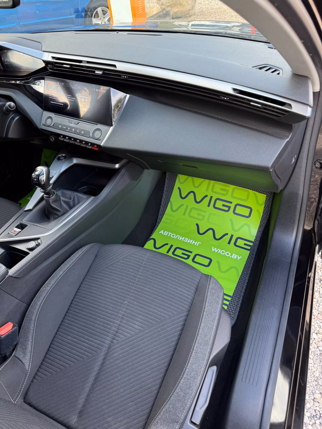 Peugeot 308 фото 11
