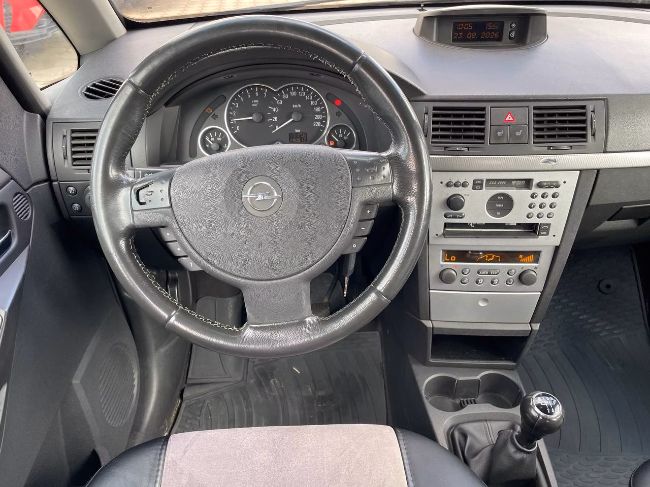 Opel Meriva фото 10