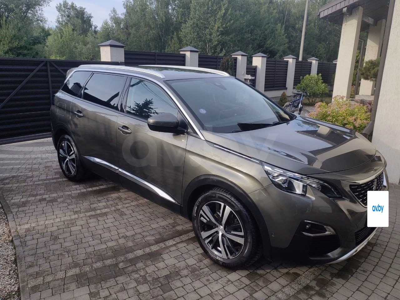 Peugeot 5008