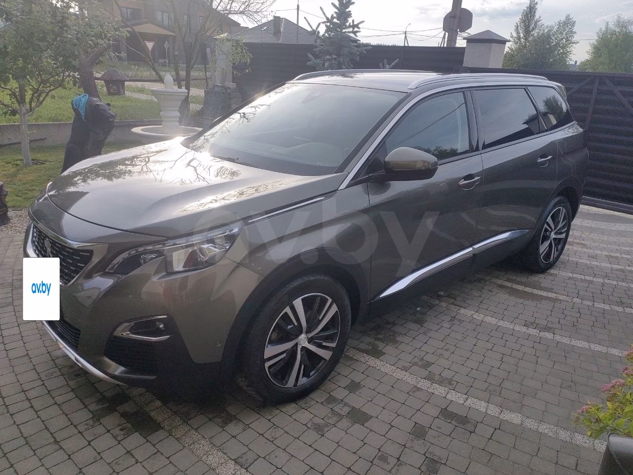 Peugeot 5008 фото 2