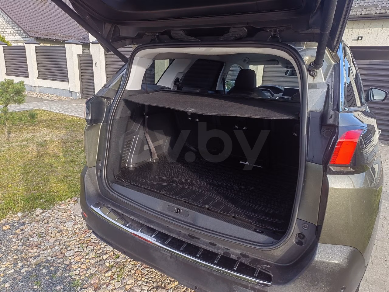 Peugeot 5008 фото 5