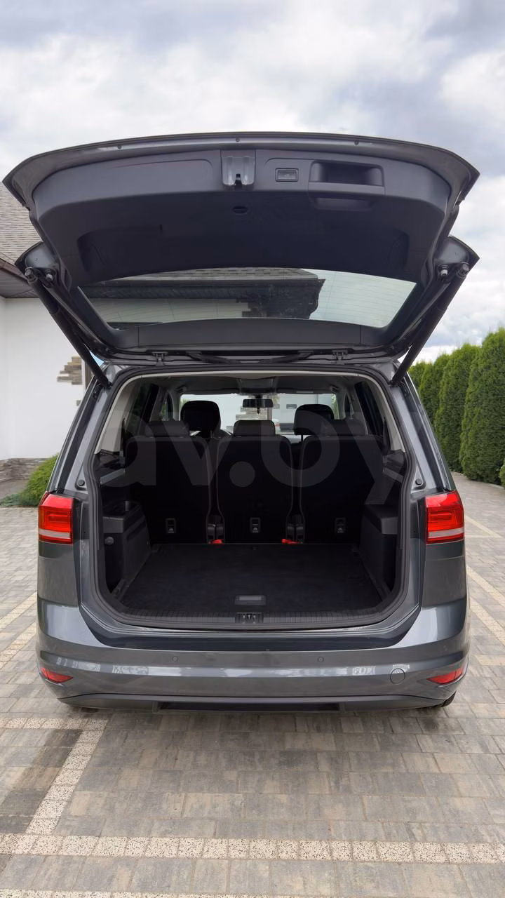 Volkswagen Touran фото 6