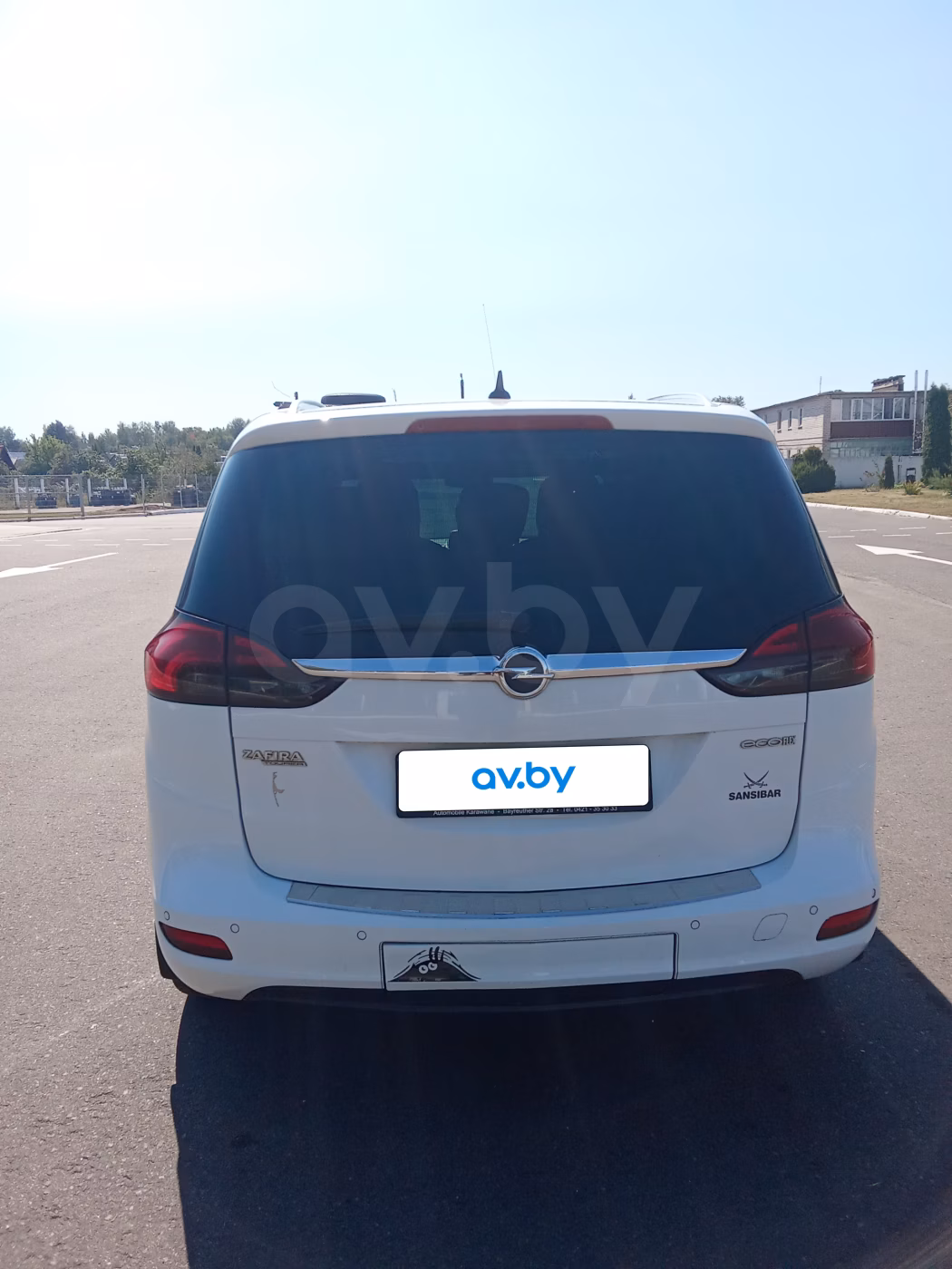 Opel Zafira фото 4