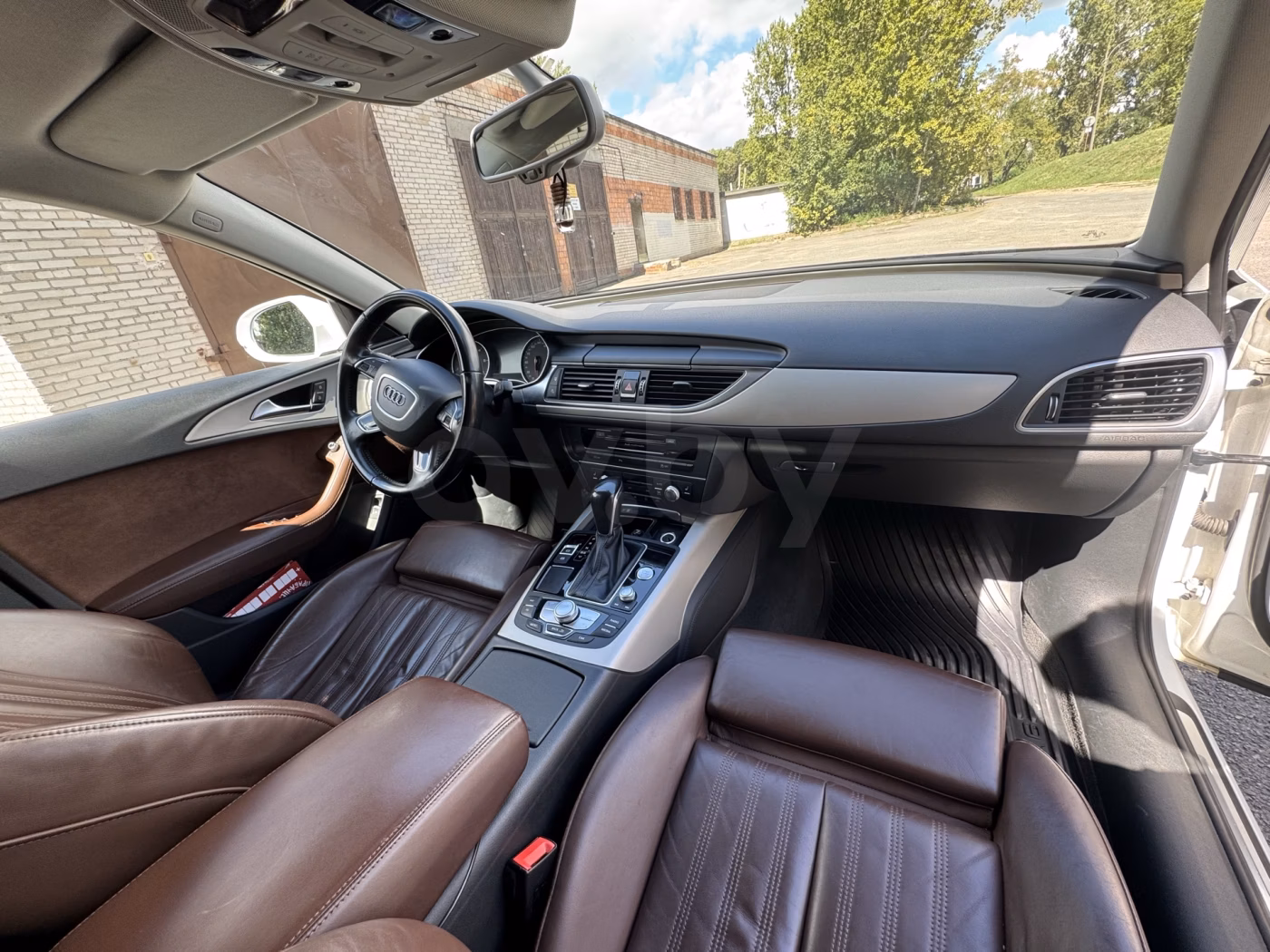 Audi A6 фото 7