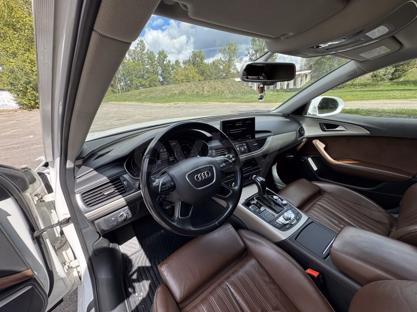 Audi A6 фото 6