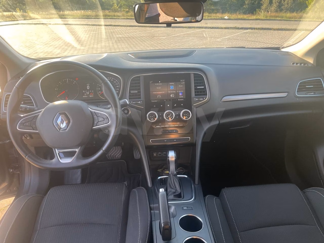 Renault Megane фото 10