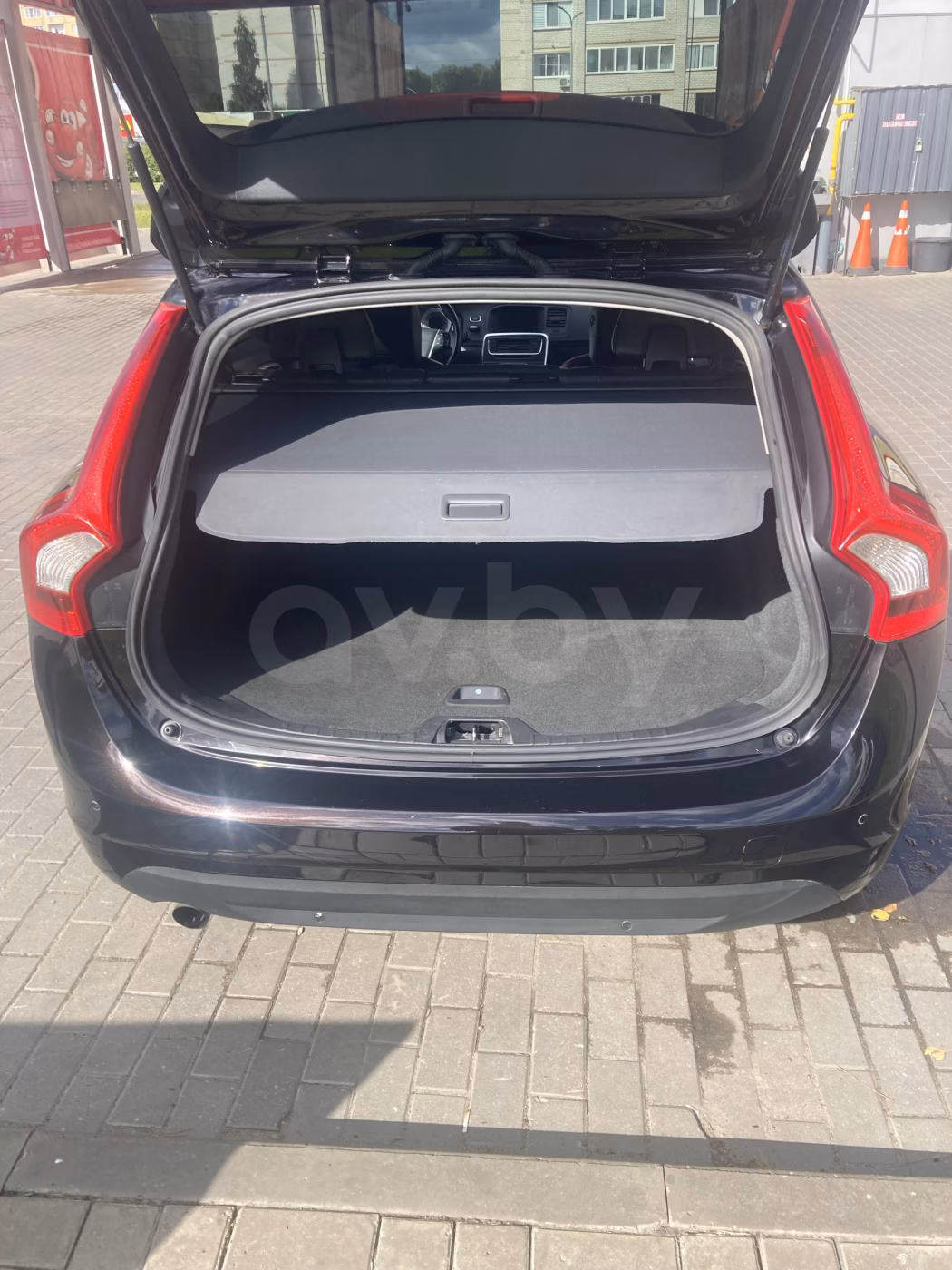 Volvo V60 фото 5