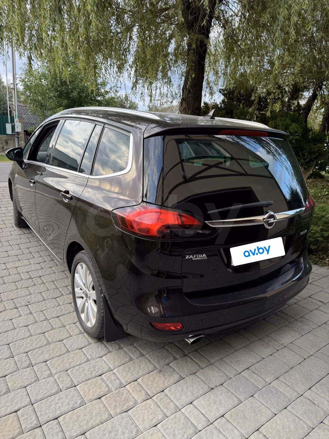 Opel Zafira фото 11