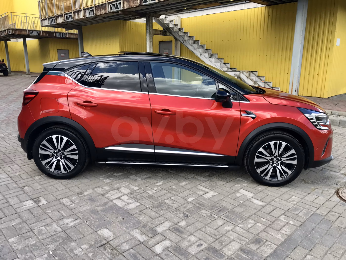 Renault Captur фото 3