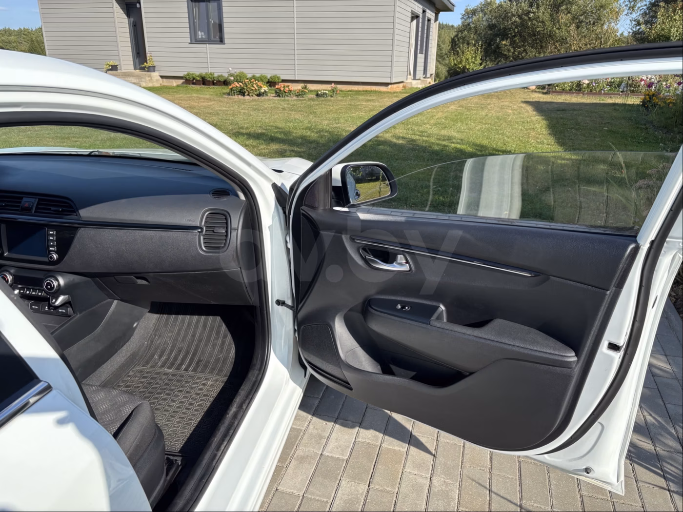 Kia Rio фото 9