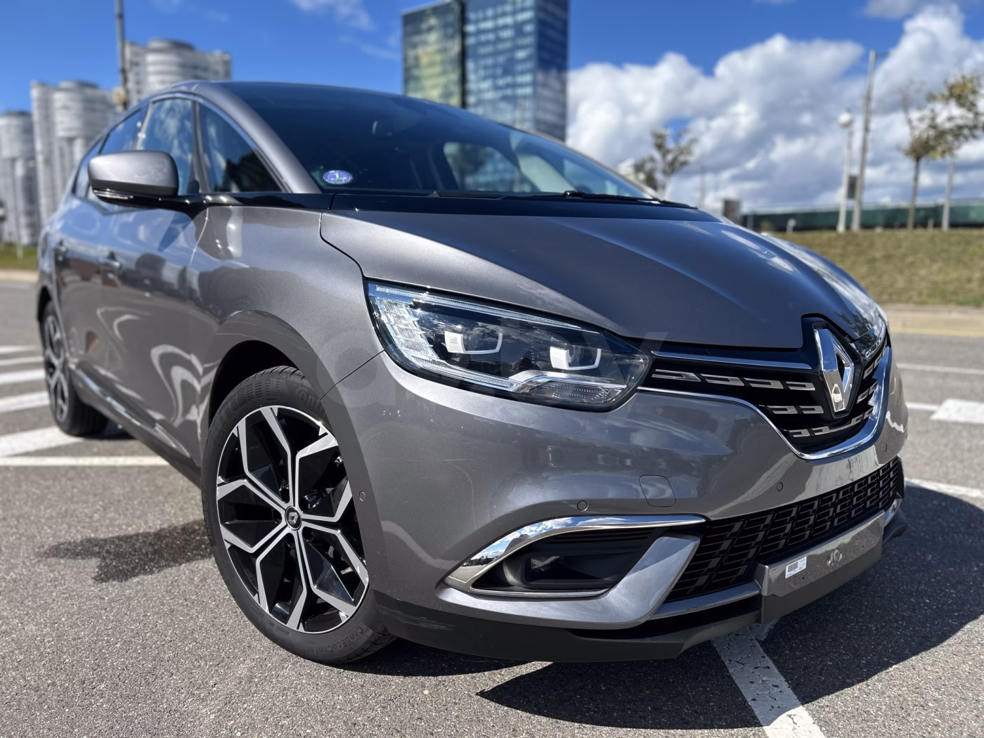 Renault Grand Scenic фото 7