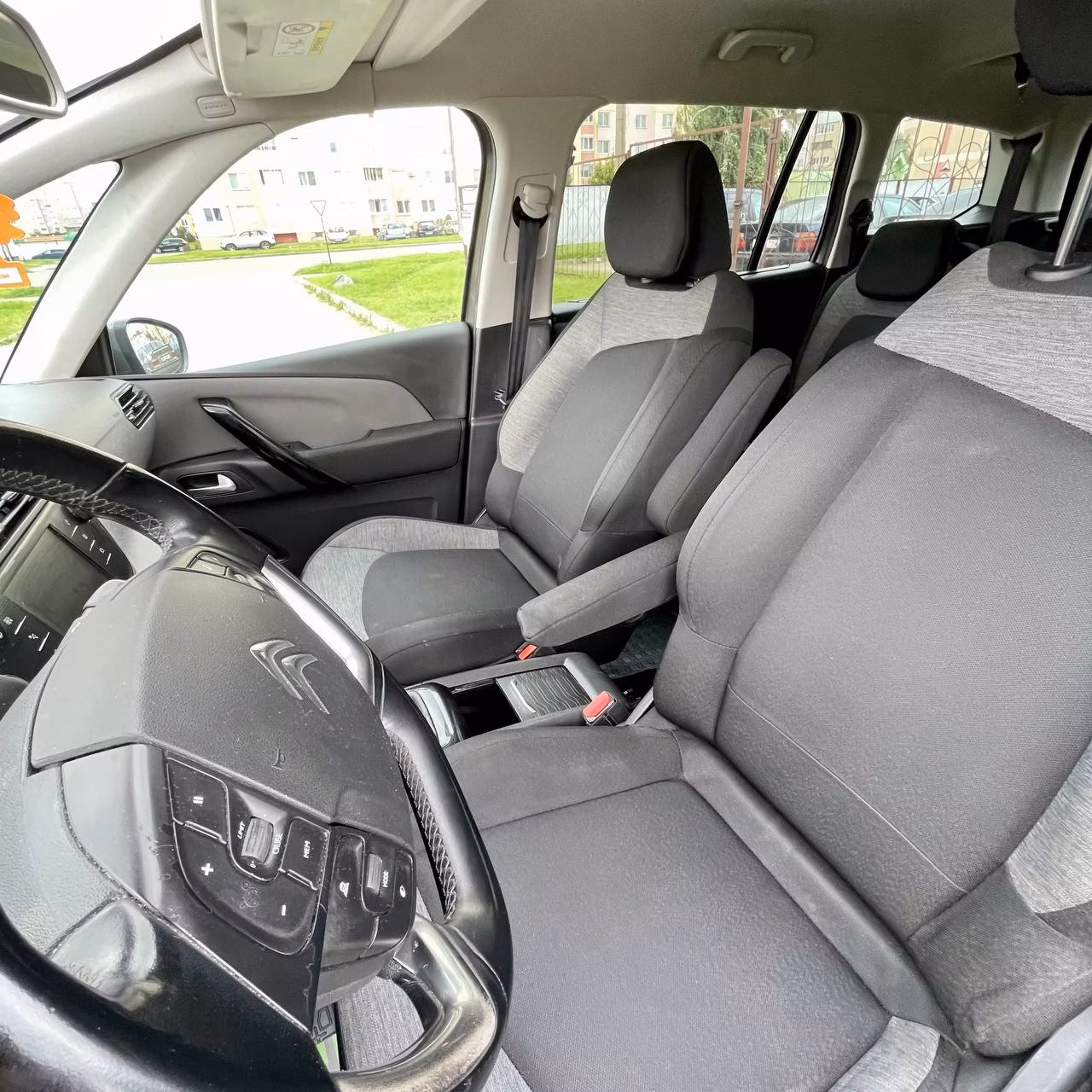 Citroen C4 Grand Picasso фото 8