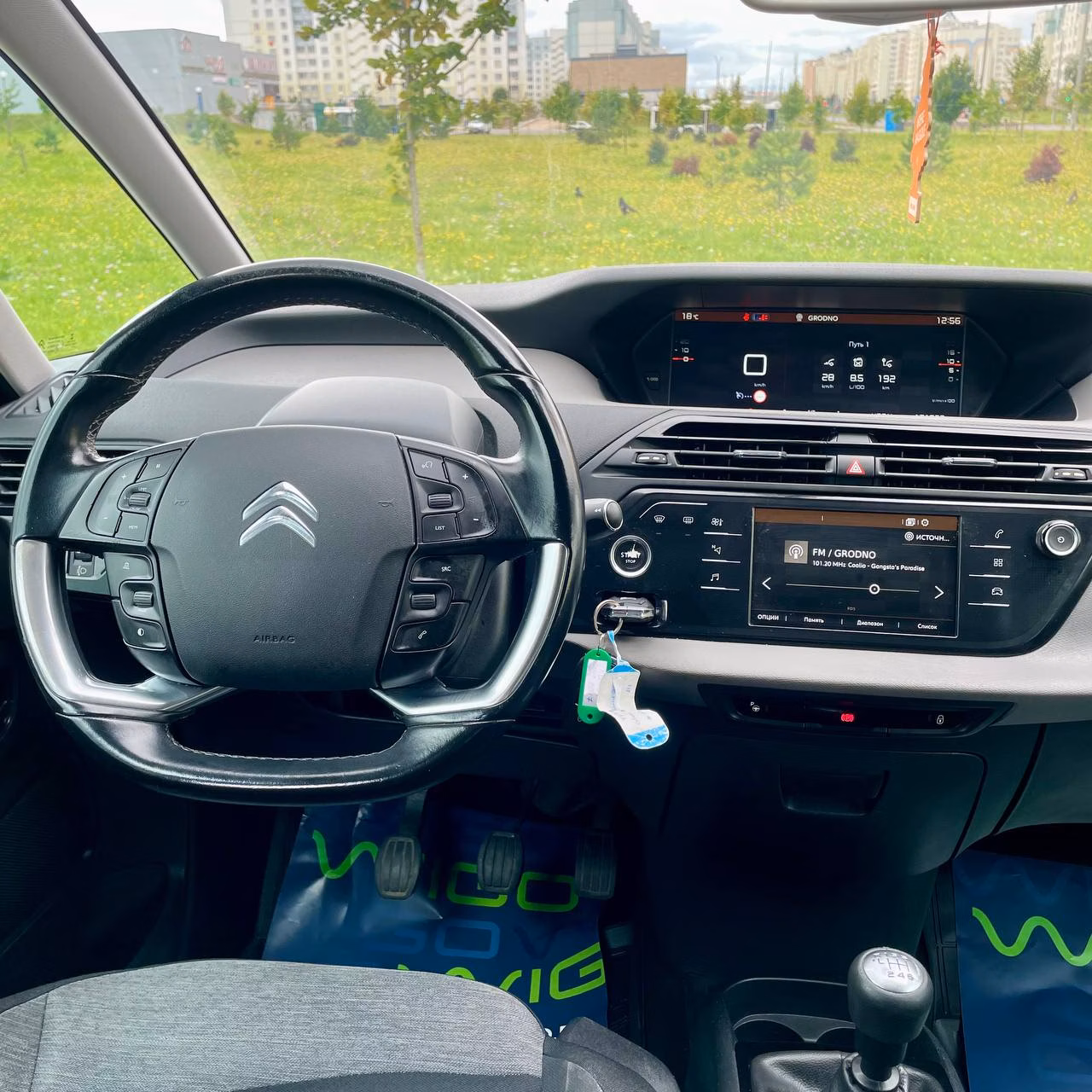 Citroen C4 Grand Picasso фото 11