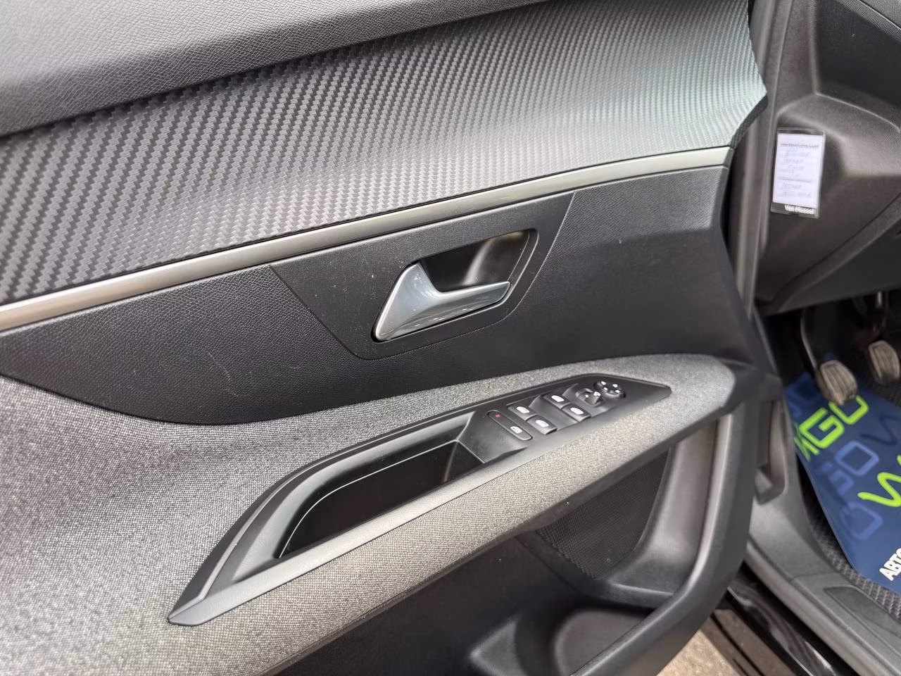 Peugeot 3008 фото 15