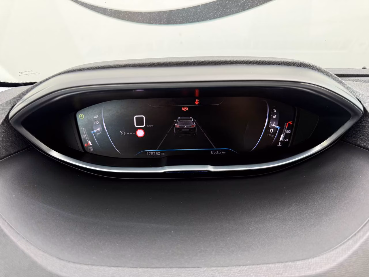 Peugeot 3008 фото 13