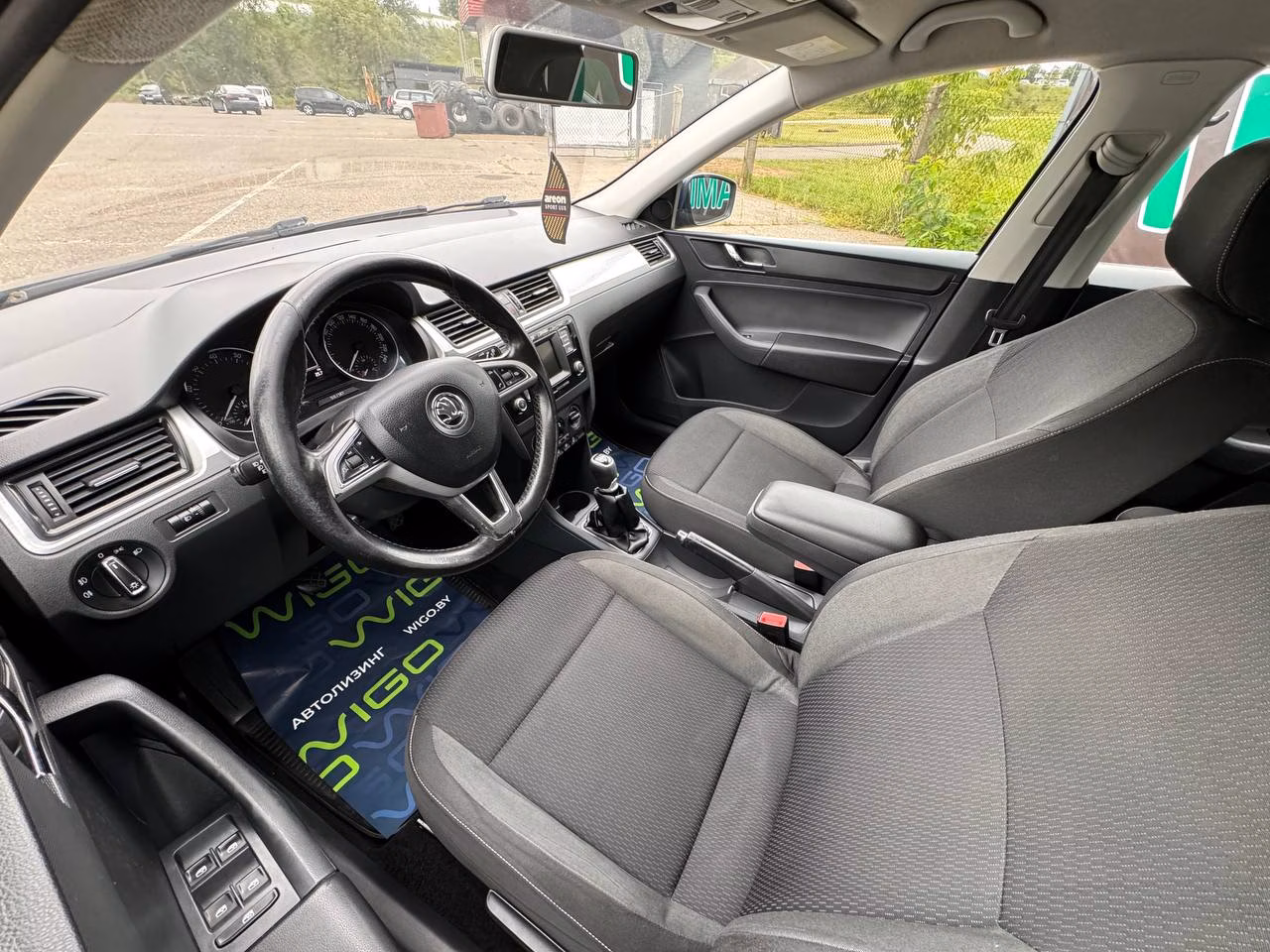 Skoda Rapid фото 12