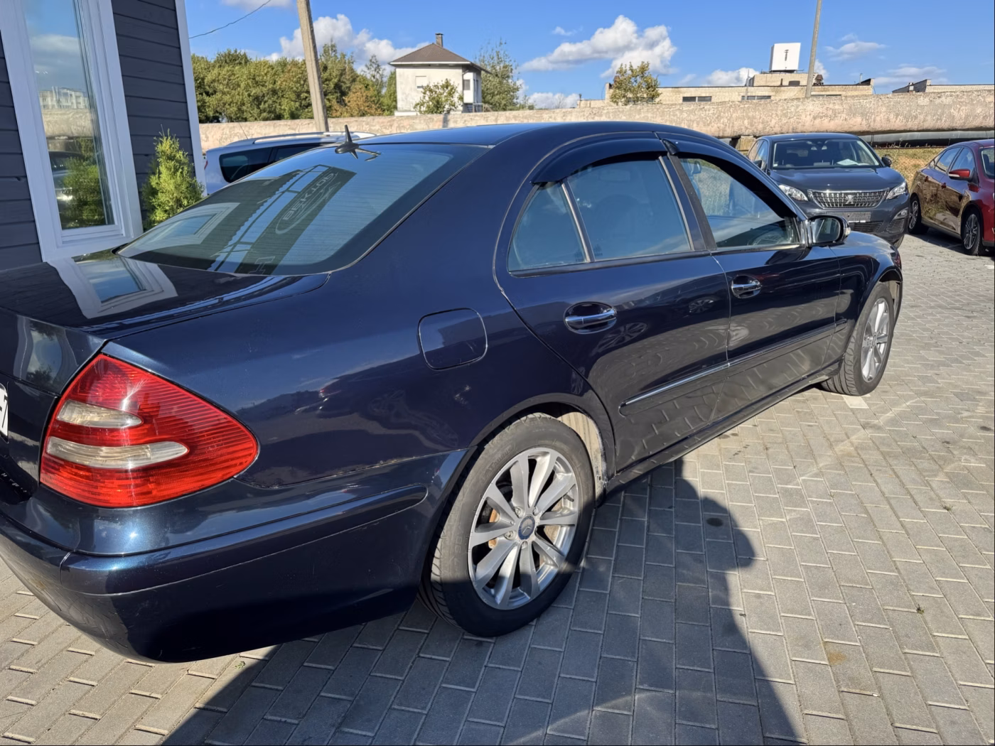 Mercedes-Benz E-Класс фото 6