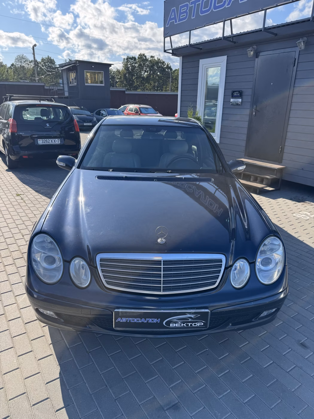 Mercedes-Benz E-Класс фото 2
