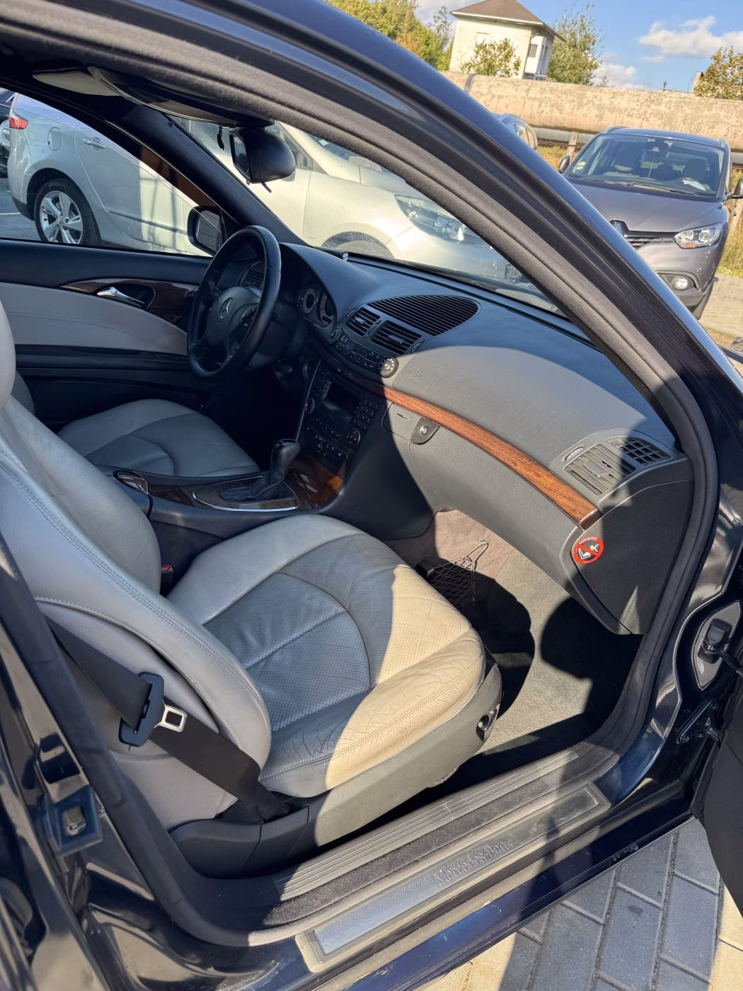 Mercedes-Benz E-Класс фото 10