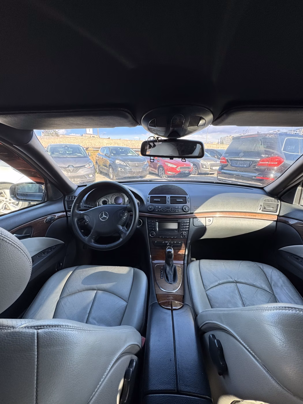 Mercedes-Benz E-Класс фото 11