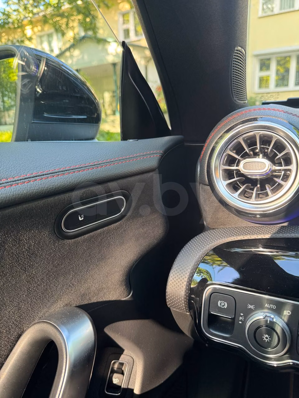 Mercedes-Benz CLA фото 10