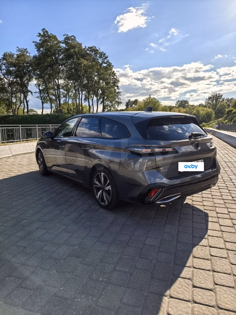 Peugeot 308 фото 3