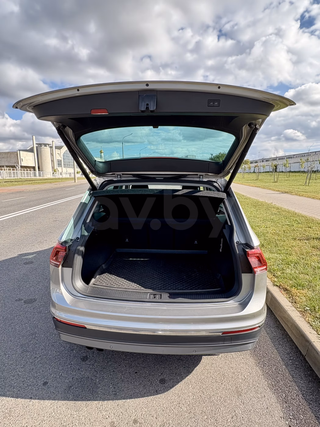 Volkswagen Tiguan фото 8