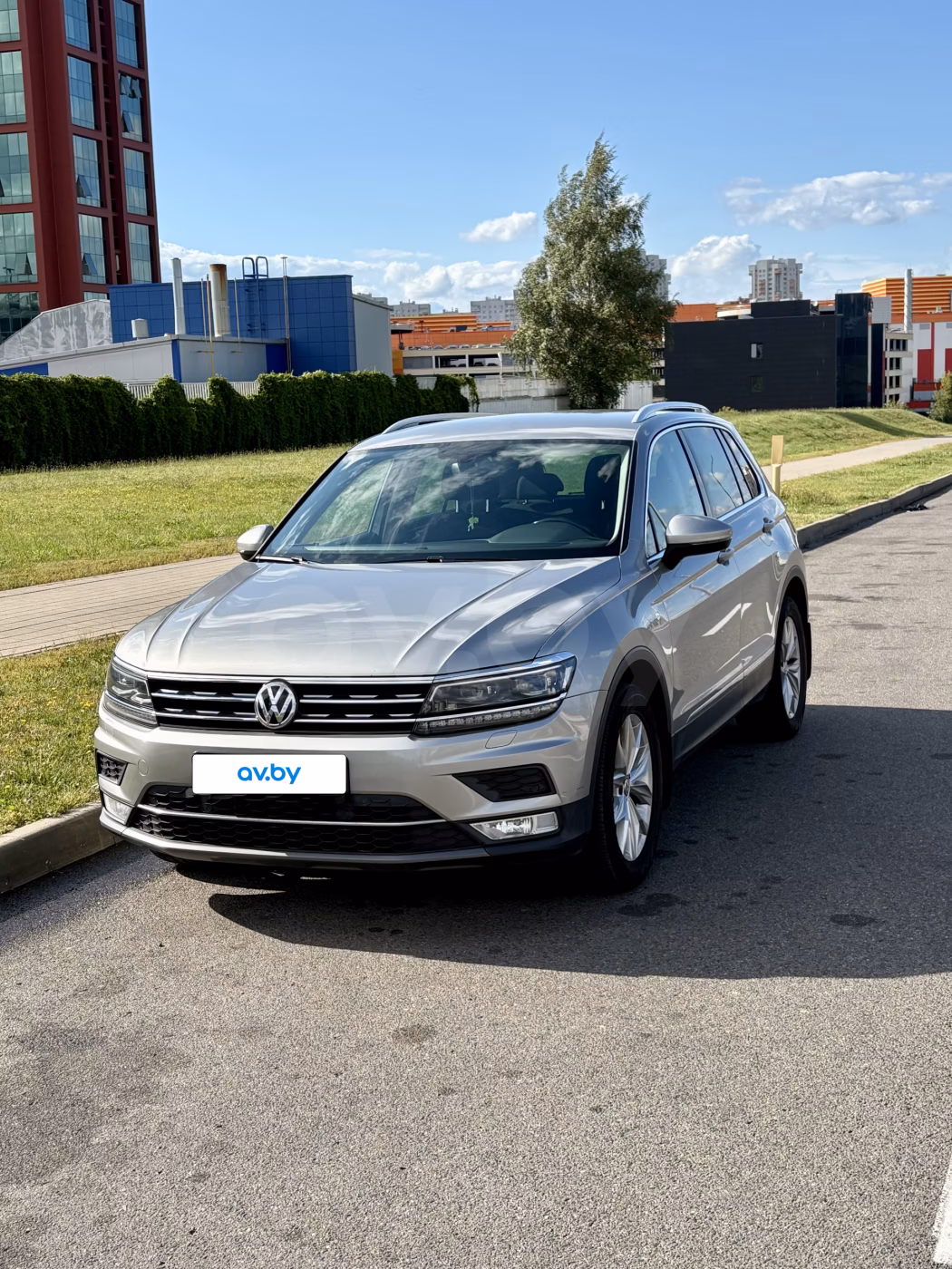 Volkswagen Tiguan фото 3