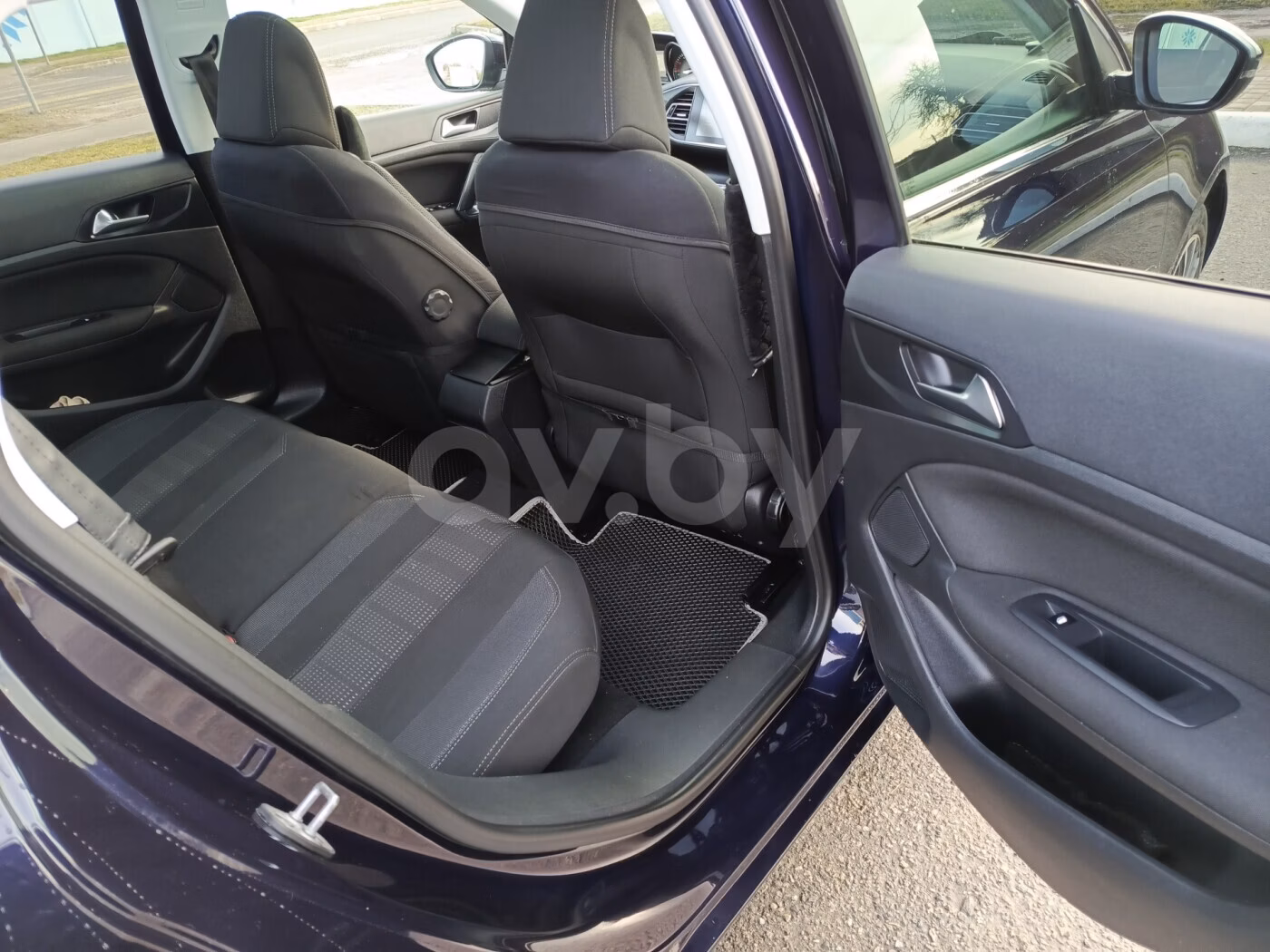 Peugeot 308 фото 12