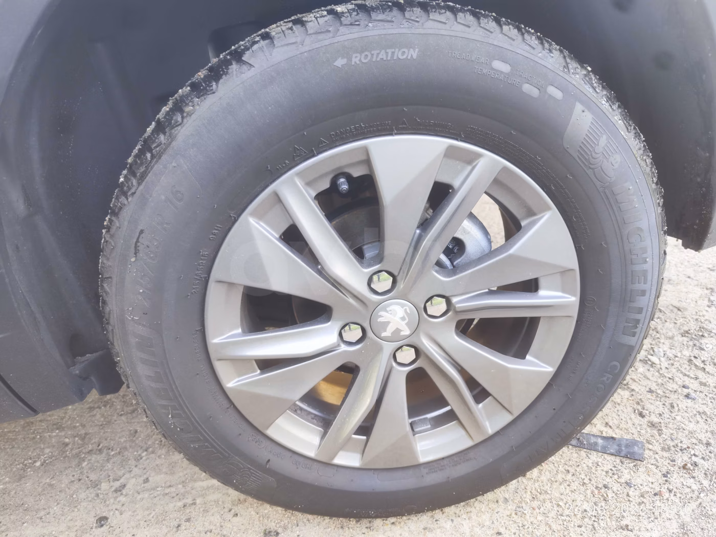 Peugeot 2008 фото 6