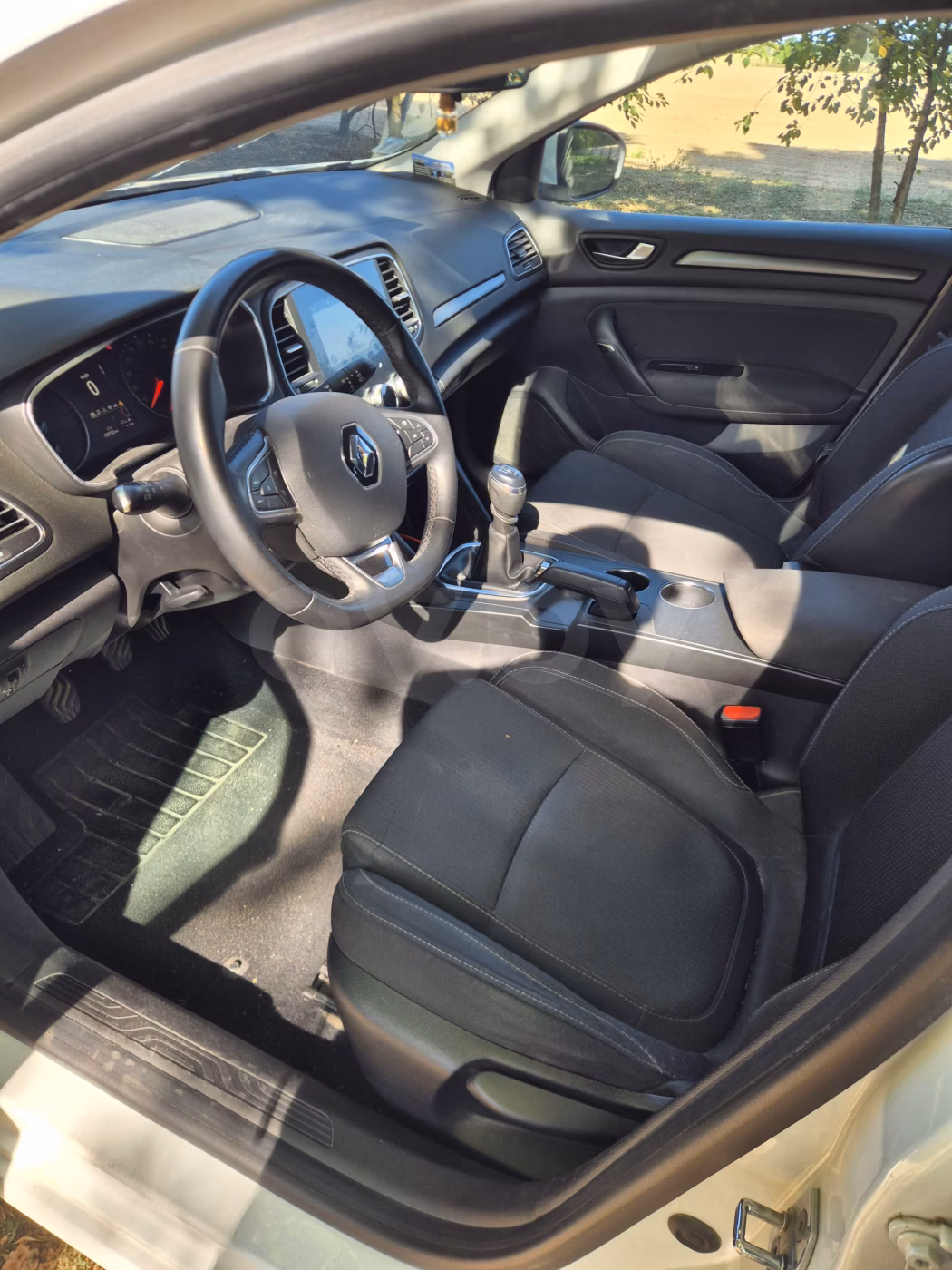Renault Megane фото 6