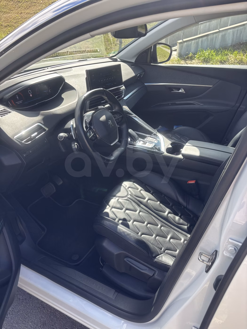 Peugeot 5008 фото 8