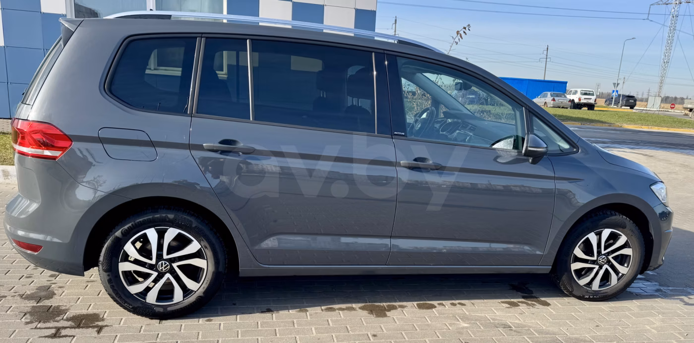 Volkswagen Touran фото 13