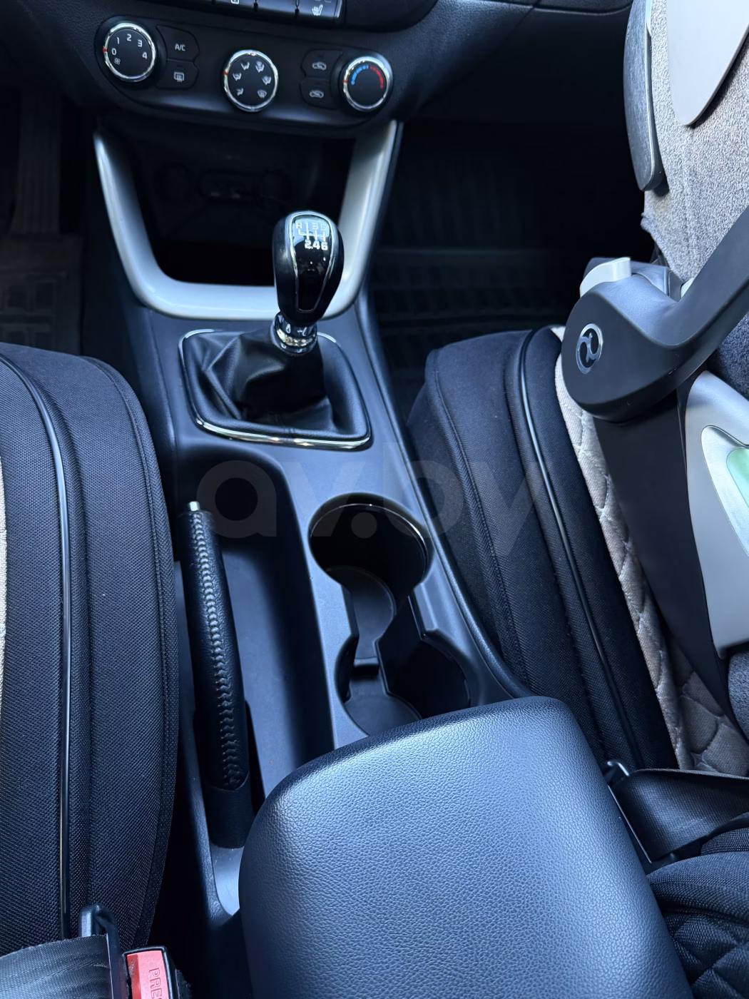 Kia Cee'd фото 9