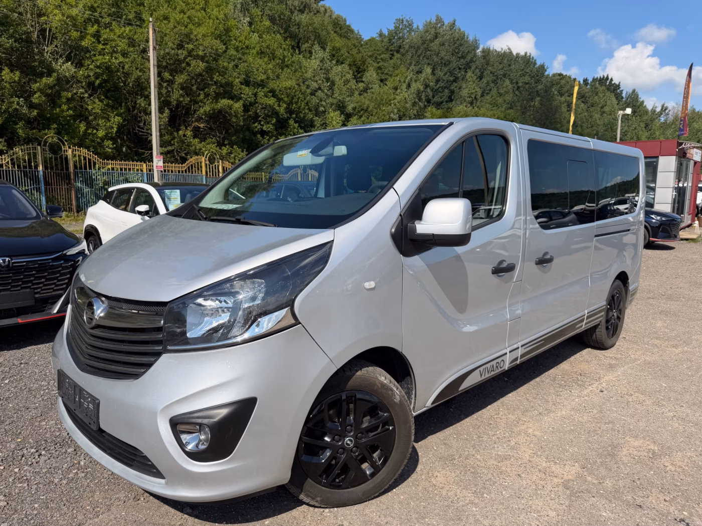 Opel Vivaro фото 2